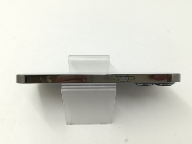 【中古】Apple docomo 【SIMフリー】 iPhone 13 Pro 128GB グラファイト MLUE3J/A【札幌】保証期間１ヶ月【ランクB】_3