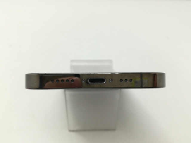 【中古】Apple docomo 【SIMフリー】 iPhone 13 Pro 128GB グラファイト MLUE3J/A【札幌】保証期間１ヶ月【ランクB】_4