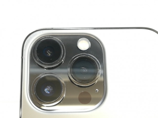 【中古】Apple docomo 【SIMフリー】 iPhone 13 Pro 128GB グラファイト MLUE3J/A【札幌】保証期間１ヶ月【ランクB】_6