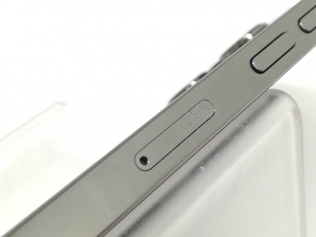 【中古】Apple docomo 【SIMフリー】 iPhone 13 Pro 128GB グラファイト MLUE3J/A【札幌】保証期間１ヶ月【ランクB】_8