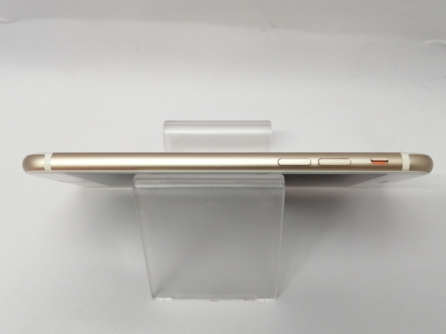 【中古】Apple SoftBank 【SIMロック解除済み】 iPhone 7 128GB ゴールド MNCM2J/A【川越クレアモール】保証期間１週間【ランクC】_4