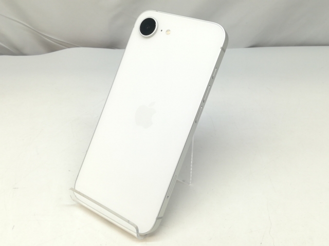 【中古】Apple 国内版 【SIMフリー】 iPhone 16e 128GB ホワイト MD1R4J/A【新宿】保証期間１ヶ月【ランクA】