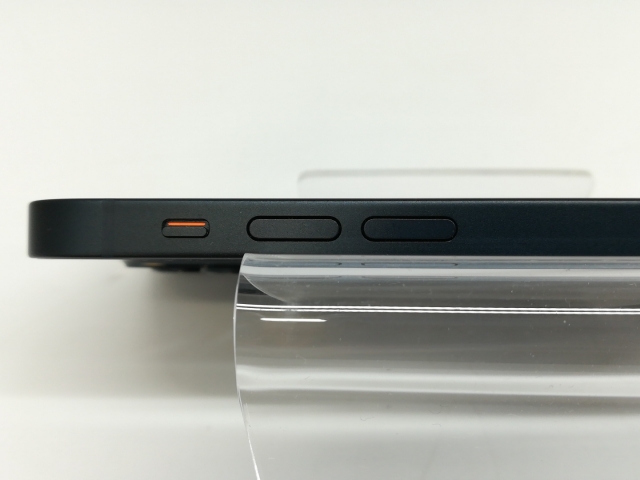 【中古】Apple au 【SIMフリー】 iPhone 13 mini 128GB ミッドナイト MLJC3J/A【札幌】保証期間１週間【ランクC】_3