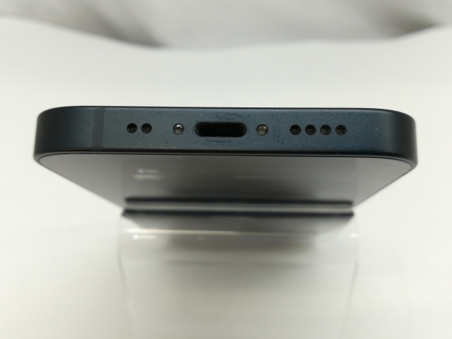 【中古】Apple au 【SIMフリー】 iPhone 13 mini 128GB ミッドナイト MLJC3J/A【札幌】保証期間１週間【ランクC】_4