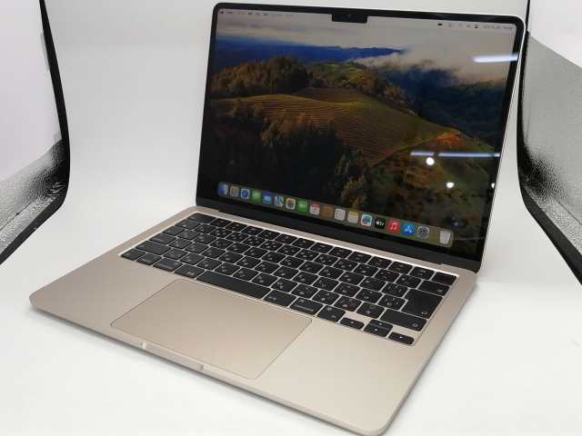 【中古】Apple MacBook Air 13インチ M2(CPU:8C/GPU:8C) 8GB/256GB スターライト MLY13J/A (M2・2022)【川越クレアモール】保証期間１ヶ