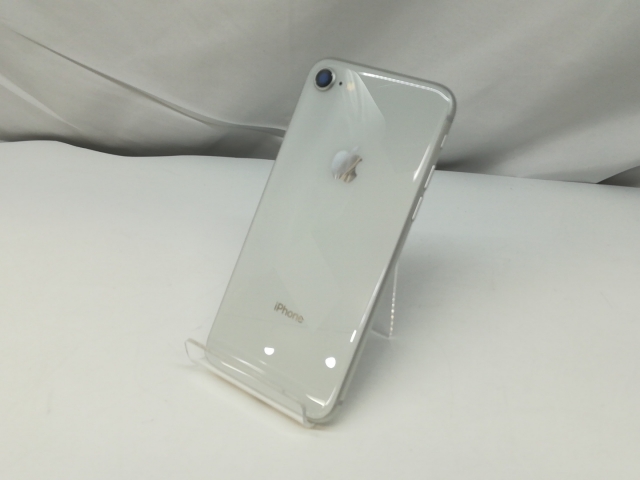【中古】Apple SoftBank 【SIMロック解除済み】 iPhone 8 64GB シルバー MQ792J/A【仙台イービーンズ】保証期間１ヶ月【ランクB】