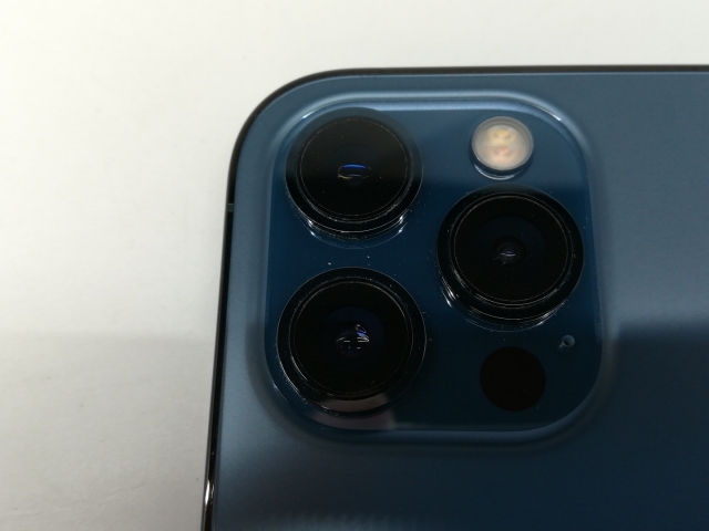 【中古】Apple SoftBank 【SIMロック解除済み】 iPhone 12 Pro Max 128GB パシフィックブルー MGCX3J/A【札幌】保証期間１ヶ月【ランクA】_6