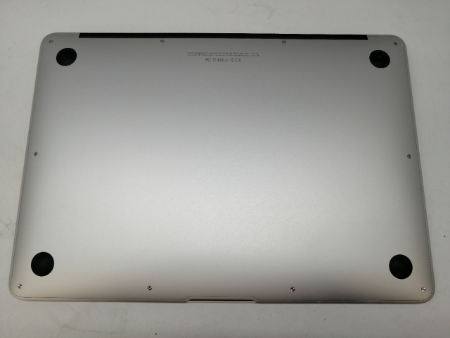 【中古】Apple MacBook Air 13in CTO (Mid 2017) Core i5(1.8G)/8G/128G(SSD)【札幌】言いはなつ継続期間１ヶ月【位置づけるB】
