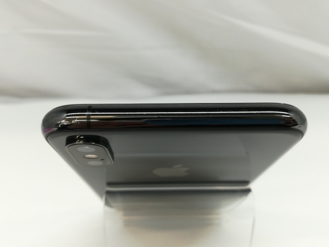 【中古】Apple docomo 【SIMロック解除済み】 iPhone XS 64GB スペースグレイ MTAW2J/A【札幌】保証期間１週間【ランクC】_2