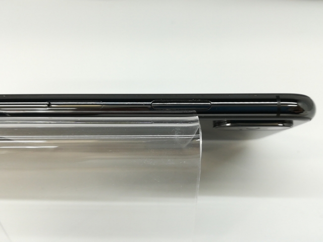 【中古】Apple docomo 【SIMロック解除済み】 iPhone XS 64GB スペースグレイ MTAW2J/A【札幌】保証期間１週間【ランクC】_5