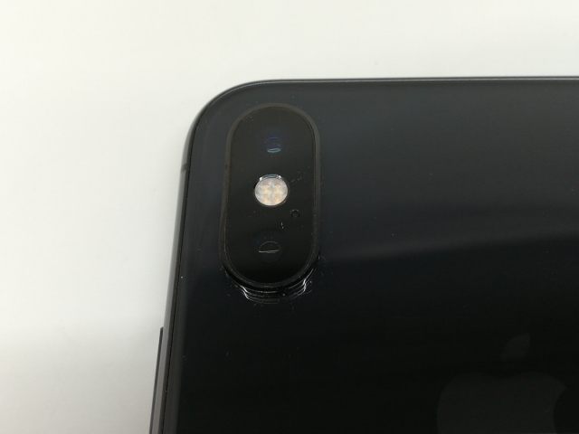 【中古】Apple docomo 【SIMロック解除済み】 iPhone XS 64GB スペースグレイ MTAW2J/A【札幌】保証期間１週間【ランクC】_6