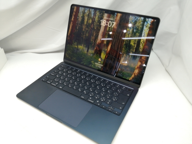 中古】Apple MacBook Air 13インチ M2(CPU:8C/GPU:8C) 8GB/256GB