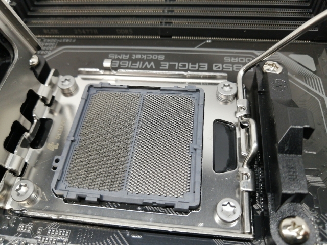 【中古】GIGABYTE B850 EAGLE WIFI6E B850/AM5/ATX【札幌】保証期間１週間_3