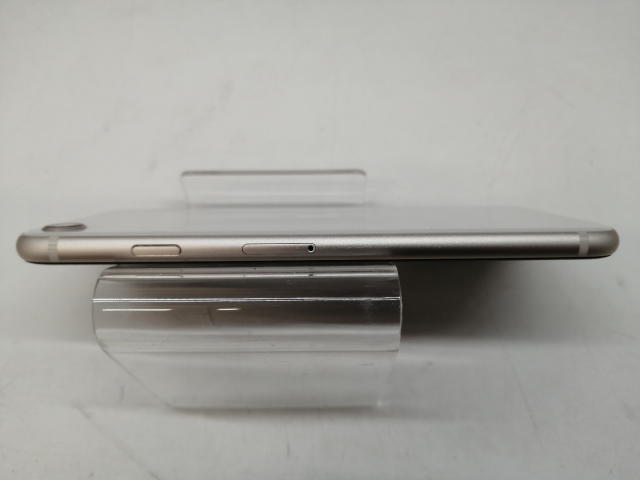 【中古】Apple docomo 【SIMフリー】 iPhone SE（第3世代） 64GB スターライト MMYD3J/A【札幌】保証期間１ヶ月【ランクA】_5