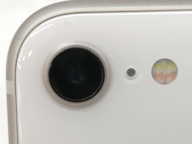 【中古】Apple docomo 【SIMフリー】 iPhone SE（第3世代） 64GB スターライト MMYD3J/A【札幌】保証期間１ヶ月【ランクA】_6