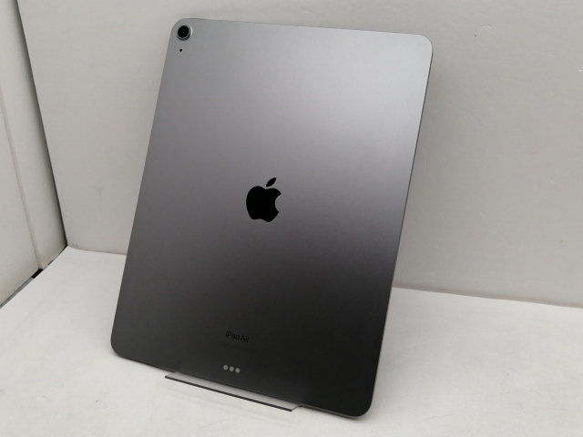 【中古】Apple 【Wi-Fi】 13インチ iPad Air（M2/2024） 128GB スペースグレイ MV273J/A【仙台イービーンズ】保証期間１ヶ月【ランクB】