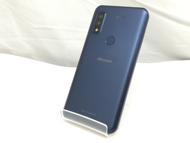 arrows We ネイビー 64 GB docomo F-51B SIMフリー arrows We ネイビー