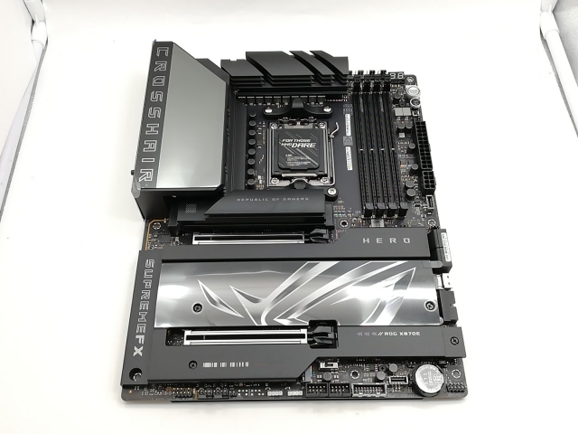【中古】ASUS ROG CROSSHAIR X870E HERO X870E/AM5/ATX【福岡筑紫】保証期間１週間
