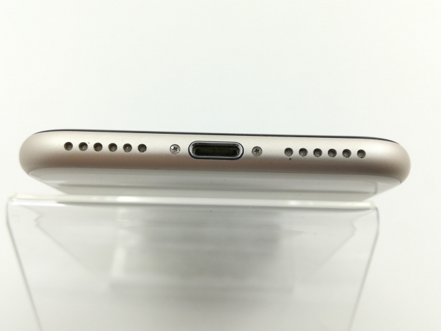 【中古】Apple au 【SIMフリー】 iPhone SE（第3世代） 128GB スターライト MMYG3J/A【福岡筑紫】保証期間１ヶ月【ランクB】_4
