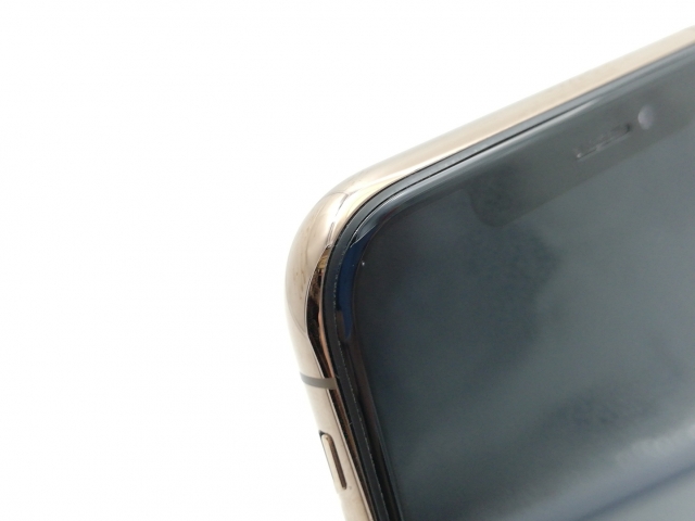 中古】Apple au 【SIMロック解除済み】 iPhone XS 64GB ゴールド