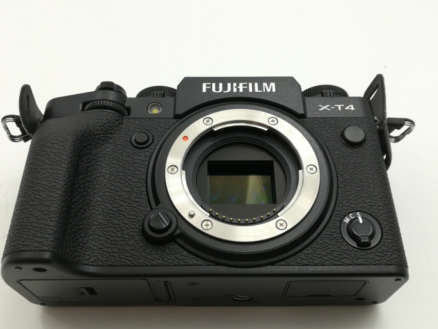 【中古】FujiFilm FUJIFILM X-T4 XF16-80mmレンズキット ブラック【福岡筑紫】保証期間１ヶ月【ランクA】_1