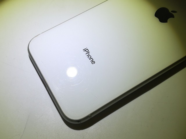 【中古】Apple SoftBank 【SIMロック解除済み】 iPhone XR 128GB ホワイト MT0J2J/A【福岡筑紫】保証期間１ヶ月【ランクC】