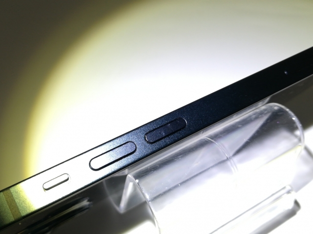 【中古】Apple 国内版 【SIMフリー】 iPhone 13 mini 128GB ミッドナイト MLJC3J/A【福岡筑紫】保証期間１ヶ月【ランクC】