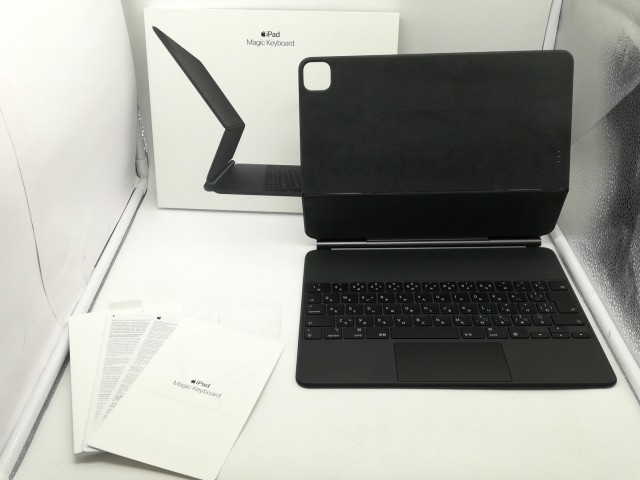 【中古】Apple Magic Keyboard 日本語（JIS） iPad Pro 12.9インチ（第3/第4世代）用 ブラック MXQU2J/A【福岡筑紫】保証期間１週間