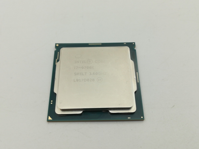 Intel Core i7-9700K (3.6GHz/TB:4.9GHz/SRELT/P0) bulk LGA1151/8C/8T/L3 12M/UHD630/TDP95W【福岡筑紫】保証期間１週間