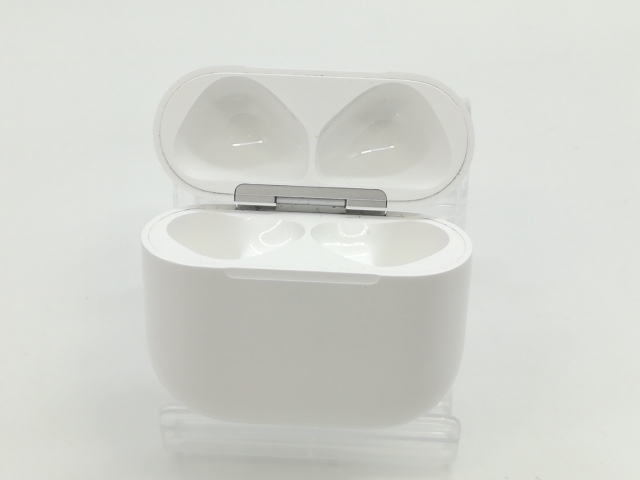 【未使用未開封】AirPods 4 MXP63J/A 楽天市場】「新品・保証開始済み」アップル(Apple) AirPods 4