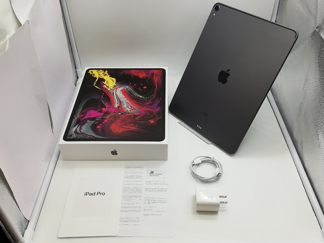 中古】Apple 【Wi-Fi】 13インチ iPad Pro（M4/2024） 256GB スペース