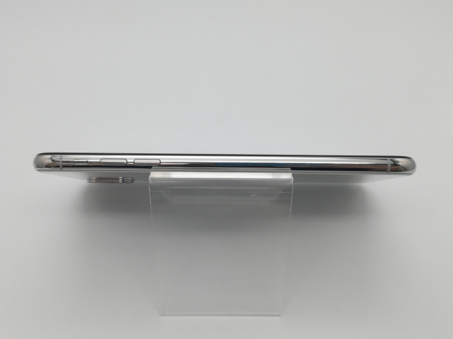 iPhone Xs シルバー 256GB SIMロック解除済！ APPLE 【ジャンク品】 SIMロック解除済 AU iPhone XS 256 GB