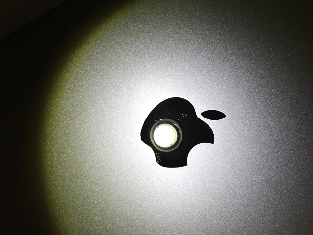 【中古】Apple au 【SIMロック解除済み】 iPad（第8世代/2020） 32GB シルバー MYMJ2J/A【広島本通】保証期間１ヶ月【ランクB】_8
