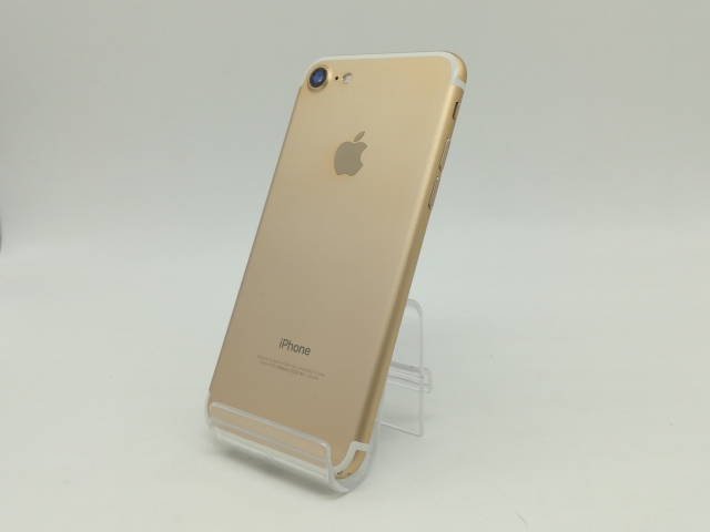中古】Apple docomo 【SIMロック解除済み】 iPhone 7 128GB