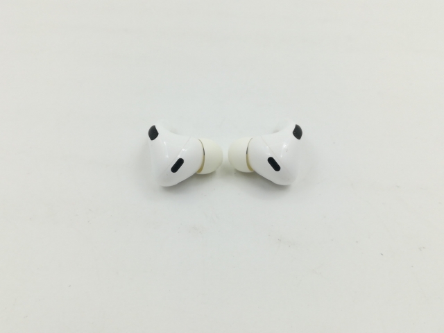 【中古】Apple AirPods Pro 第2世代（2022/Lightning） MQD83J/A【福岡筑紫】保証期間１ヶ月_3