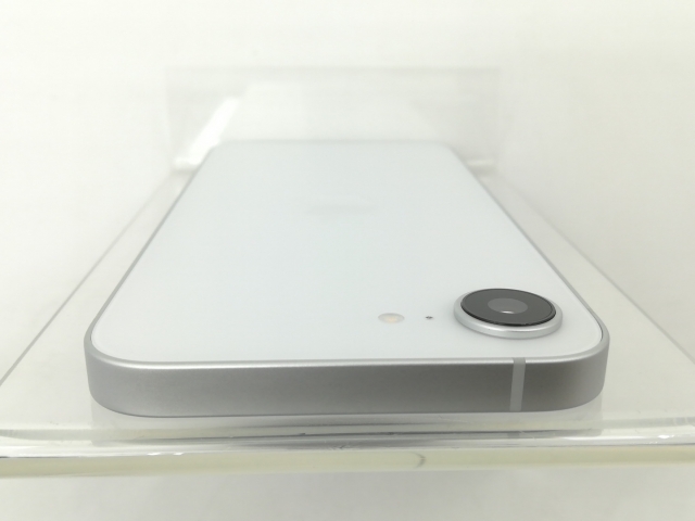 Apple iPhone 16e本体　ホワイト Apple iPhone 16 Smartphone, 128 GB, White - Worldshop