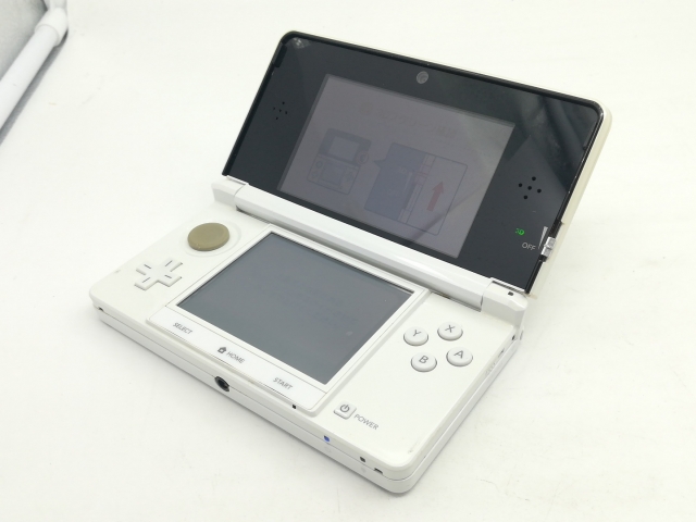 Nintendo ニンテンドー3DS （アイスホワイト）CTR-S-WAAA【福岡