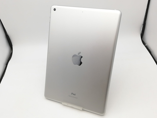 【中古】Apple 【Wi-Fi】 iPad（第8世代/2020） 32GB シルバー MYLA2J/A【鹿児島中町】保証期間１ヶ月【ランクC】