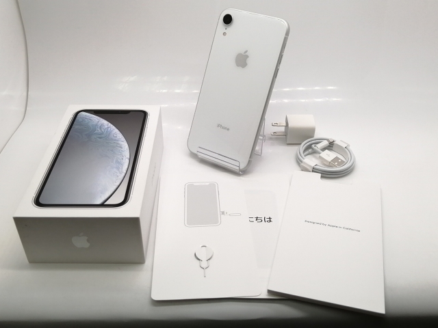 au MT032J/A iPhone XR 64GB ホワイト au 最も安い au 【SIMロックなし