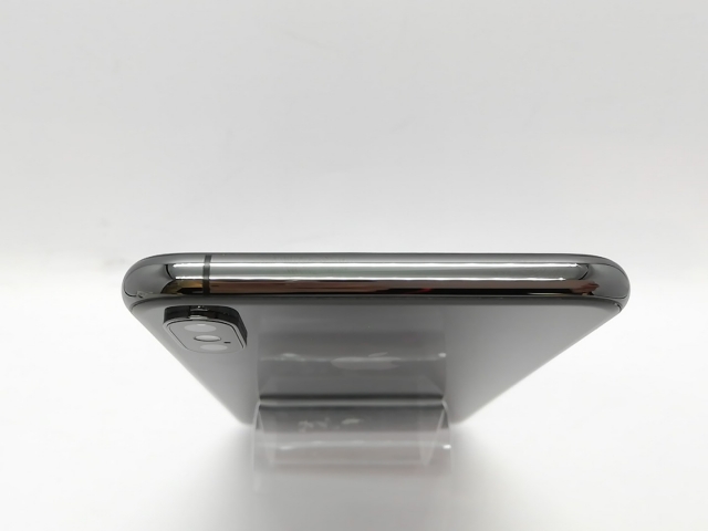 中古】Apple docomo 【SIMロック解除済み】 iPhone XS Max 512GB
