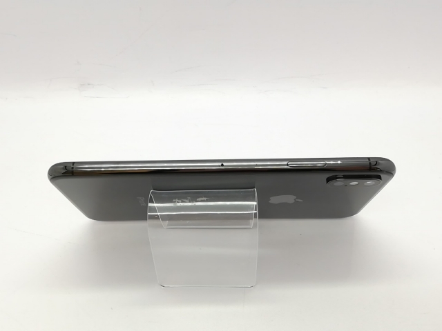 【中古】Apple docomo 【SIMロック解除済み】 iPhone XS Max 512GB スペースグレイ MT6X2J/A【立川フロム中武】保証期間１ヶ月【ランクA】_3