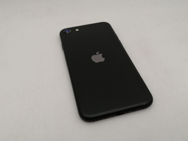 【中古】Apple SoftBank 【SIMロック解除済み】 iPhone SE（第2世代） 64GB ブラック MHGP3J/A（後期型番）【なんば】保証期間１ヶ月【ランクB】