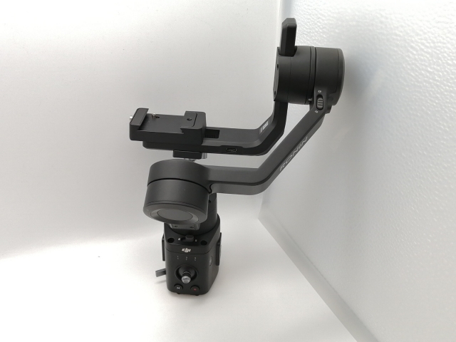 DJI RONIN SC 中古品　1つ備品無し Ronin-SC Proコンボ 中古品】 DJI ミラーレスカメラ用 片手持ち