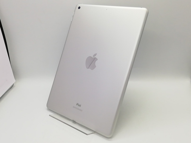 【中古】Apple 【Wi-Fi】 iPad（第8世代/2020） 32GB シルバー MYLA2J/A【大宮東口】保証期間１ヶ月【ランクB】 18,186円