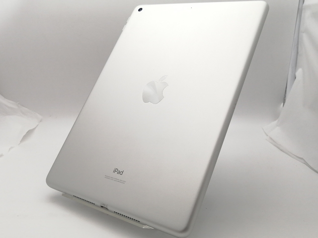【中古】Apple 【Wi-Fi】 iPad（第8世代/2020） 32GB シルバー MYLA2J/A【大須2】保証期間１ヶ月【ランクC】
