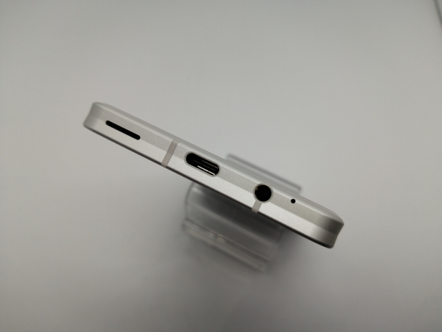 【中古】SHARP 楽天モバイル 【SIMフリー】 AQUOS Sense6 シルバー 4GB 64GB SH-RM19【大須アメ横】保証期間１ヶ月【ランクA】_3