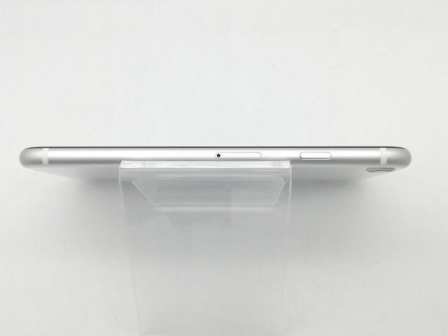 【中古】Apple au 【SIMロック解除済み】 iPhone SE（第2世代） 64GB ホワイト MHGQ3J/A（後期型番）【鹿児島中町】保証期間１ヶ月【ランクC】_3