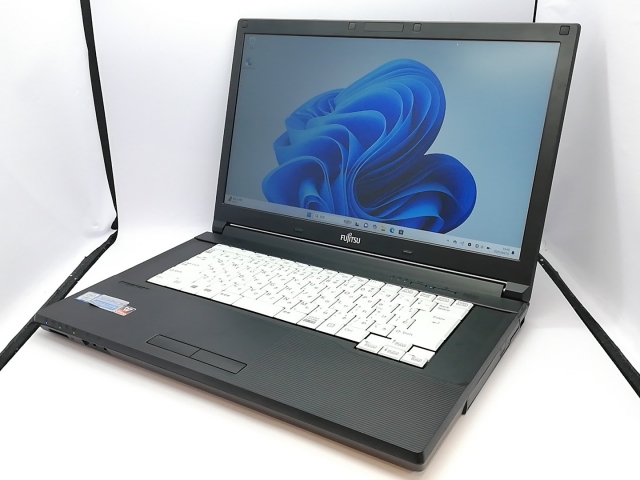 15.6型 スマホ・タブレット・パソコン ヒ*ん様 FUJITSU Intel Core i7