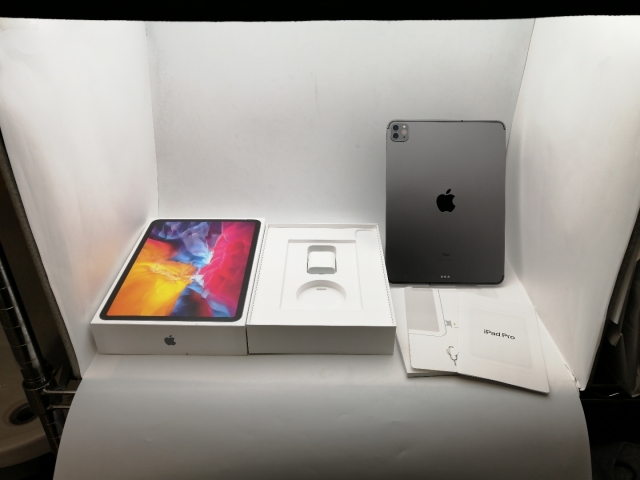 【中古】Apple SoftBank 【SIMロック解除済み】 11インチ iPad Pro（第2世代/2020） 512GB スペースグレイ MXE62J/A【神保町】保証期間１ヶ月【ランクC】_7