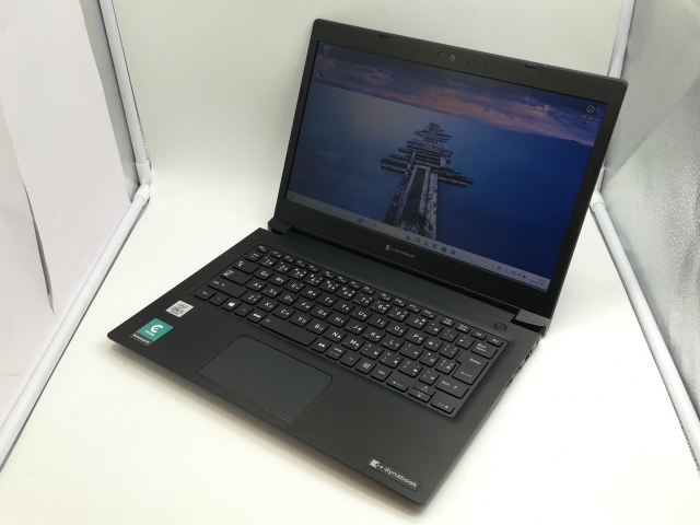 中古】TOSHIBA dynabook S73/FR 【i5-10210U 8G 256G(SSD) 1GbE 中古】TOSHIBA dynabook S73/FR 【i5-10210U 8G 256G(SSD) 1GbE